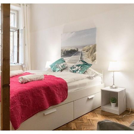 Optimal Apartment, 5 Persons, Long Stay Discount Вена Экстерьер фото